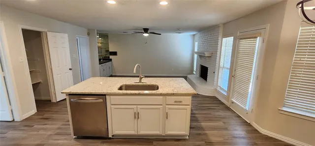 $2,400 | 716 Violet Court, Mesquite, TX 75150