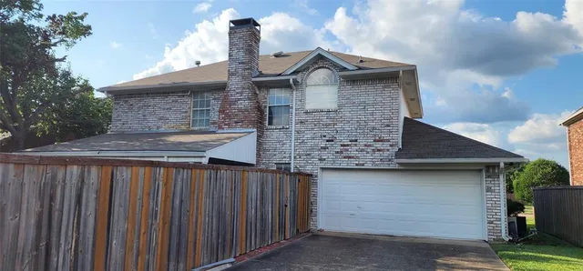 $2,400 | 716 Violet Court, Mesquite, TX 75150