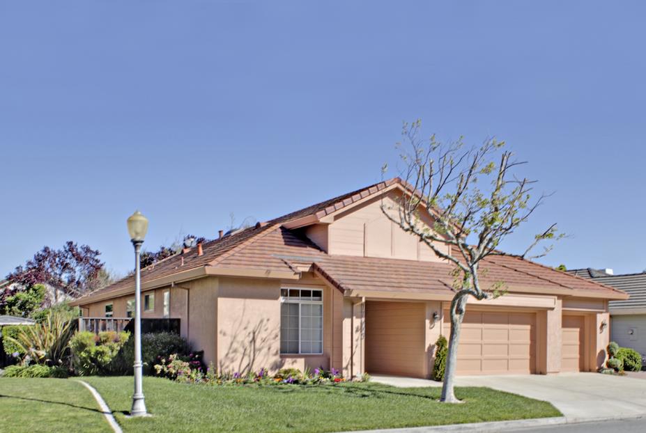 17653 River Run Road Salinas, CA 93908 - Photo 2 of 33 Gallery Image 2