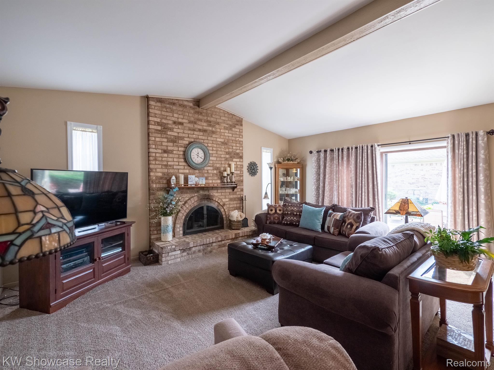 45646 Spagnuolo Road Macomb, MI 48044 - Photo 15 of 42 Gallery Image 15