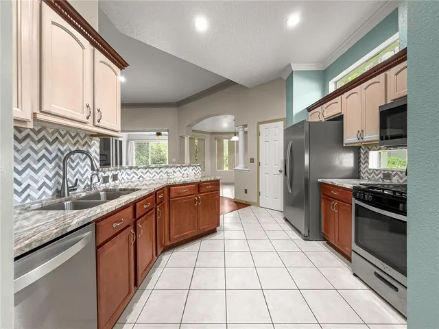 $459,000 | 8045 Waterbury Way, Mount Dora, FL 32757