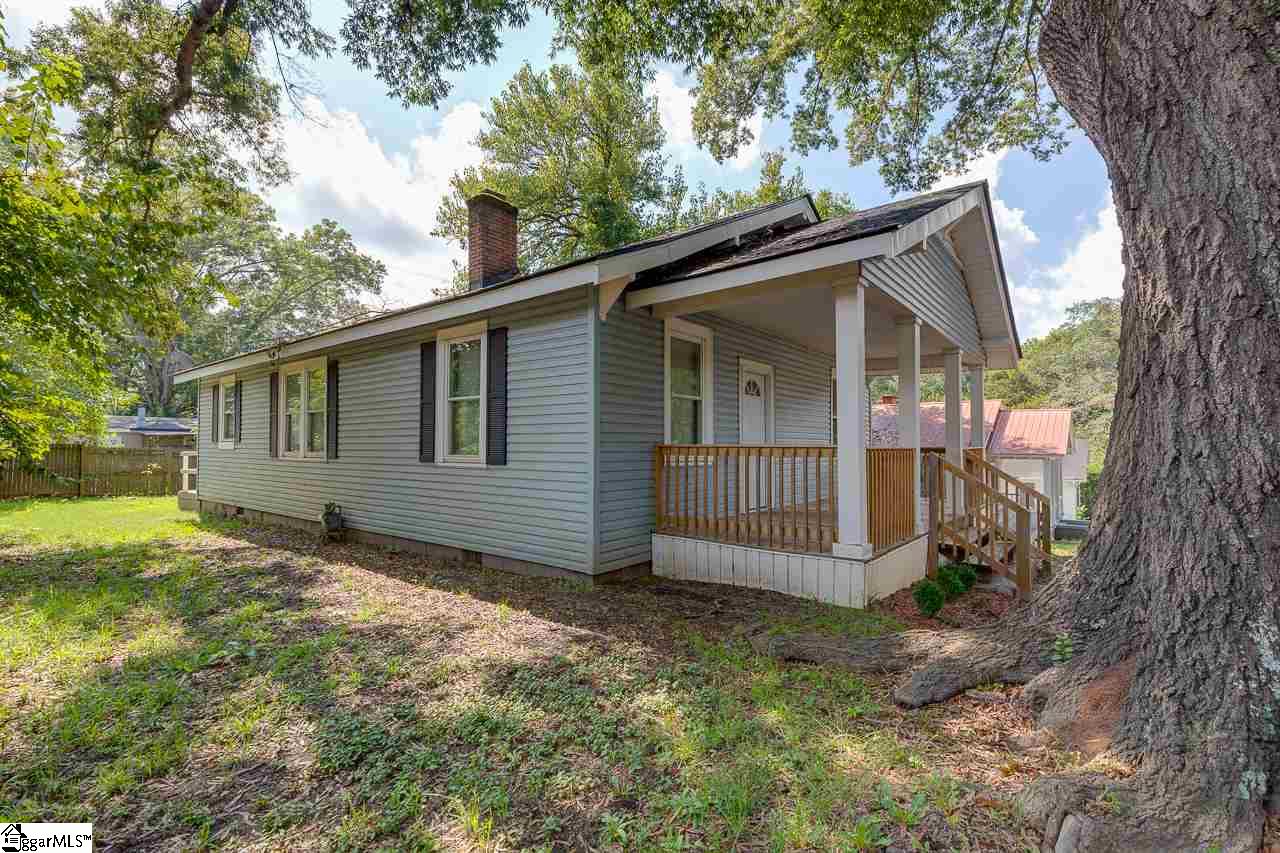 237 Foster Street Anderson, SC 29625 - Photo 4 of 33 Gallery Image 4