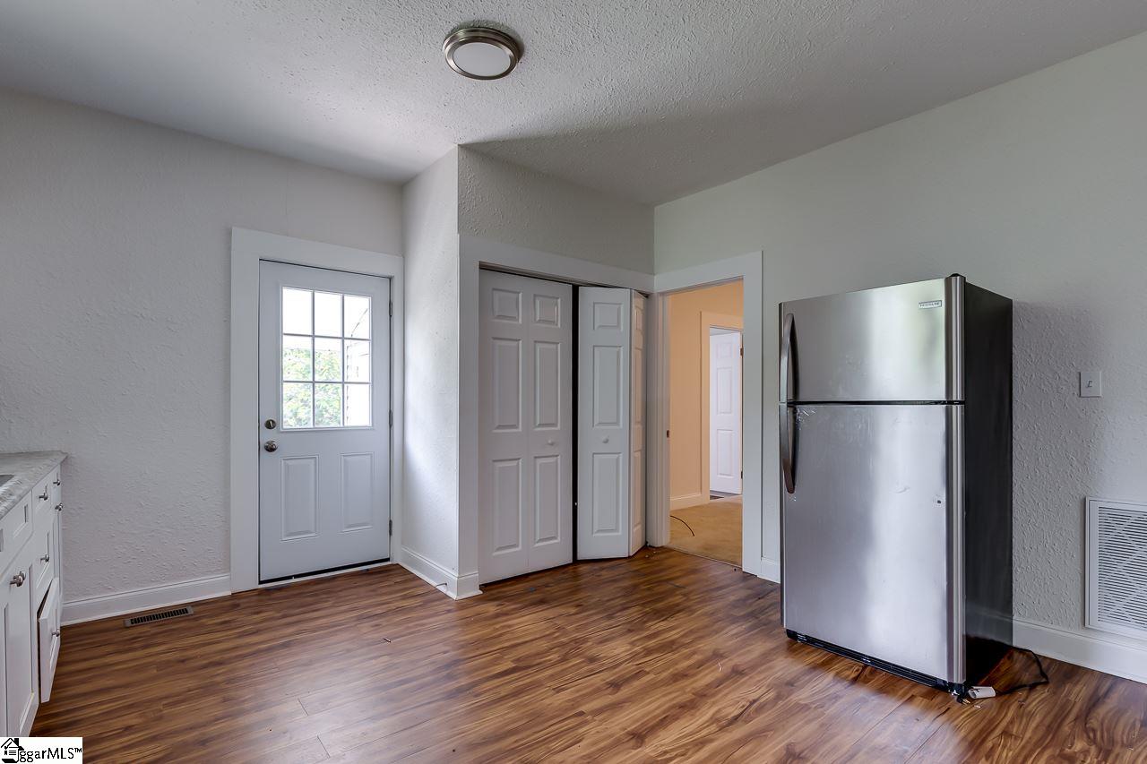 237 Foster Street Anderson, SC 29625 - Photo 6 of 33 Gallery Image 6