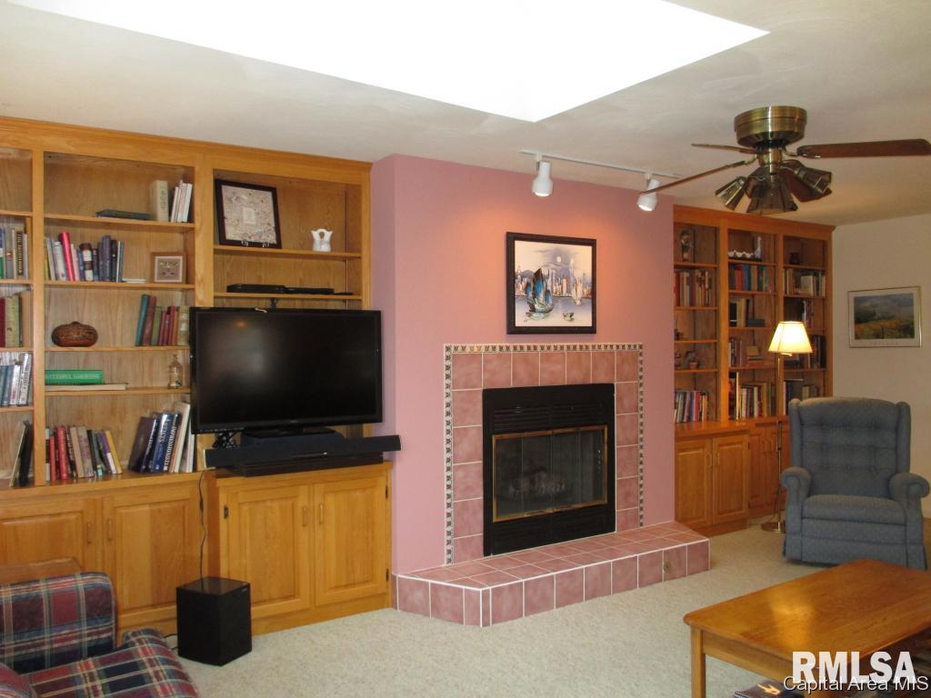 2223 Greenbriar Road Springfield, IL 62704 - Photo 17 of 31