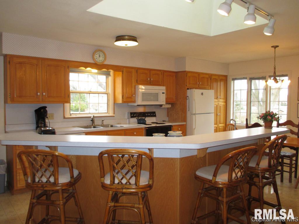 2223 Greenbriar Road Springfield, IL 62704 - Photo 18 of 31