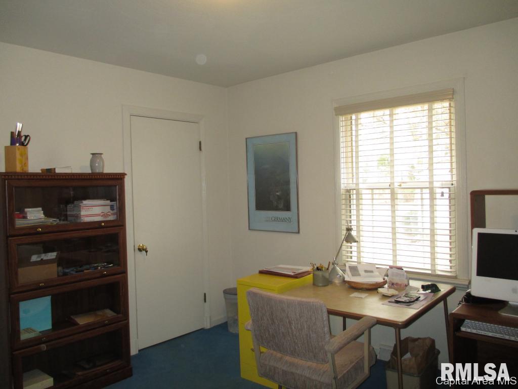 2223 Greenbriar Road Springfield, IL 62704 - Photo 23 of 31