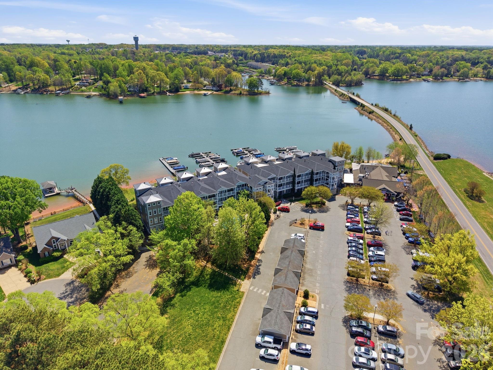 637 Williamson Road, Unit 307 Mooresville, NC 28117 - Photo 39 of 44 an aerial view of lake and yard
