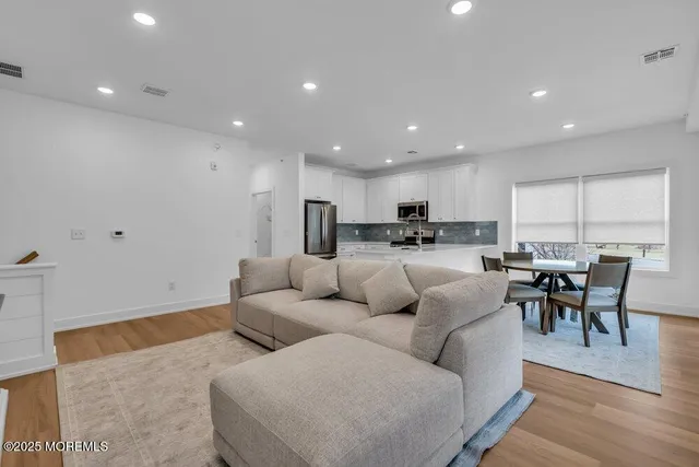 $675,000 | 629-631 Highway 88, Unit 13, Point Pleasant, NJ 08742