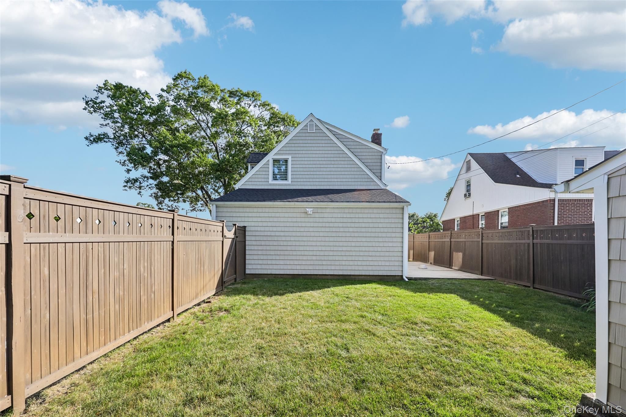 1660 Fenimore Road Hewlett, NY 11557 - Photo 35 of 40