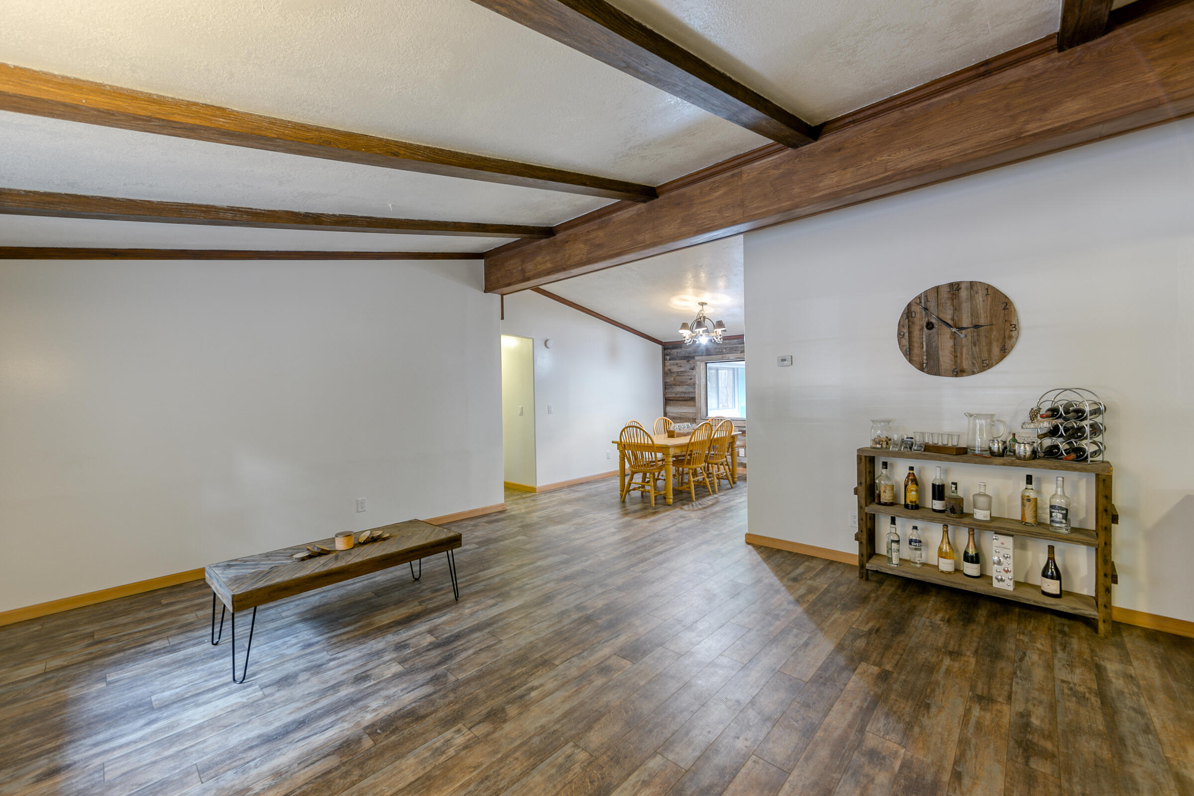 8133 Lake McCumber Road Shingletown, CA 96088 - Photo 12 of 56 Living Room