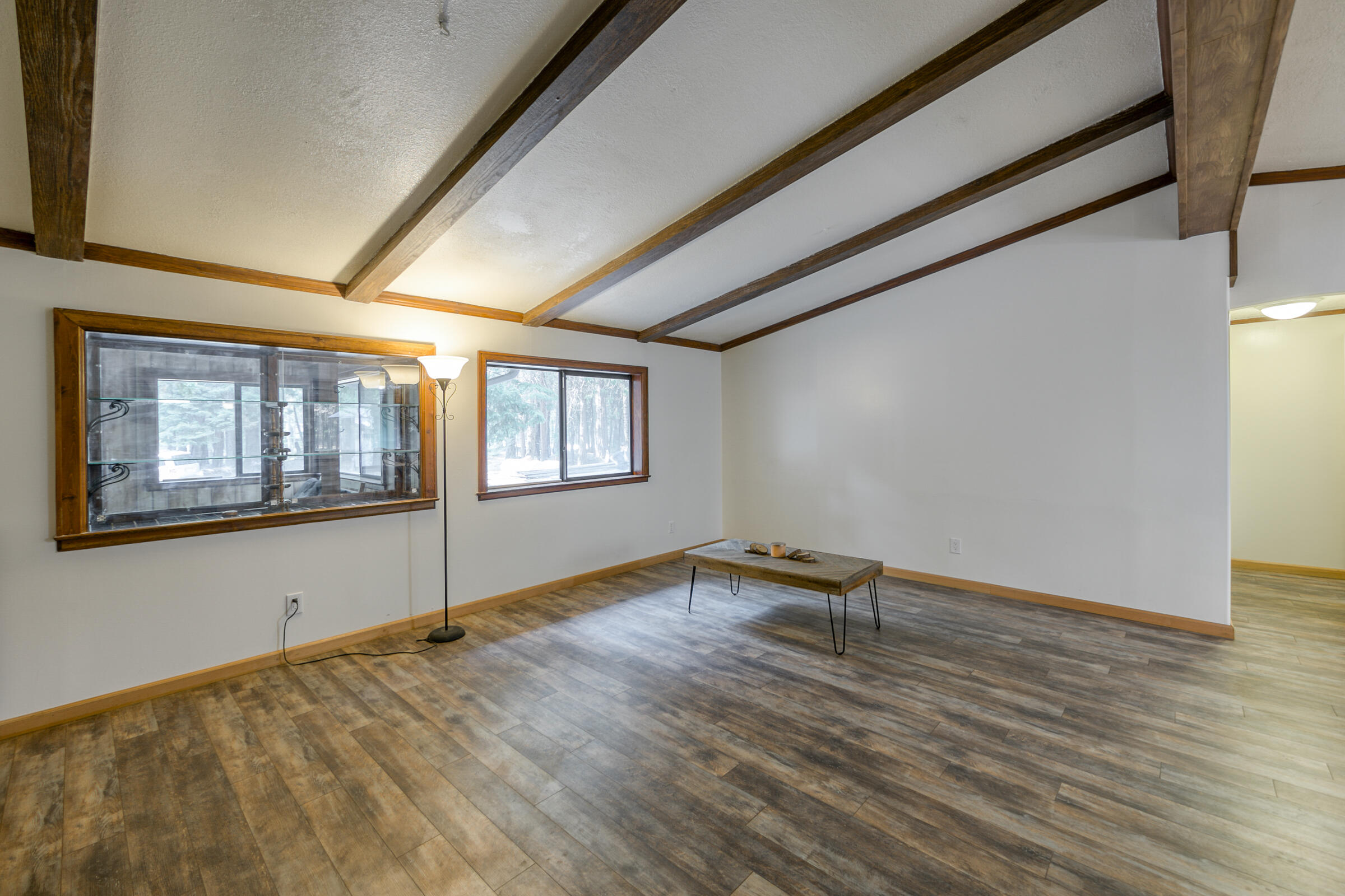 8133 Lake McCumber Road Shingletown, CA 96088 - Photo 13 of 56 Living Room