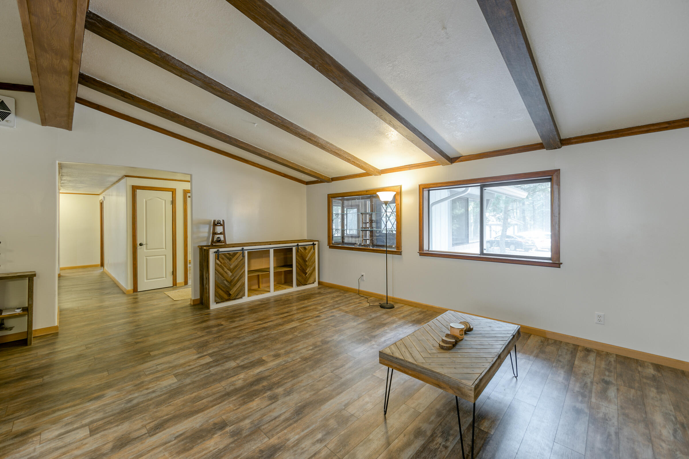 8133 Lake McCumber Road Shingletown, CA 96088 - Photo 14 of 56 Living Room
