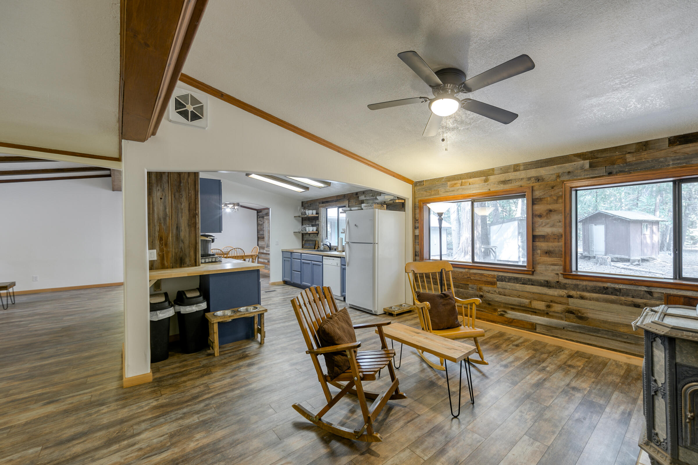 8133 Lake McCumber Road Shingletown, CA 96088 - Photo 22 of 56 Family Room