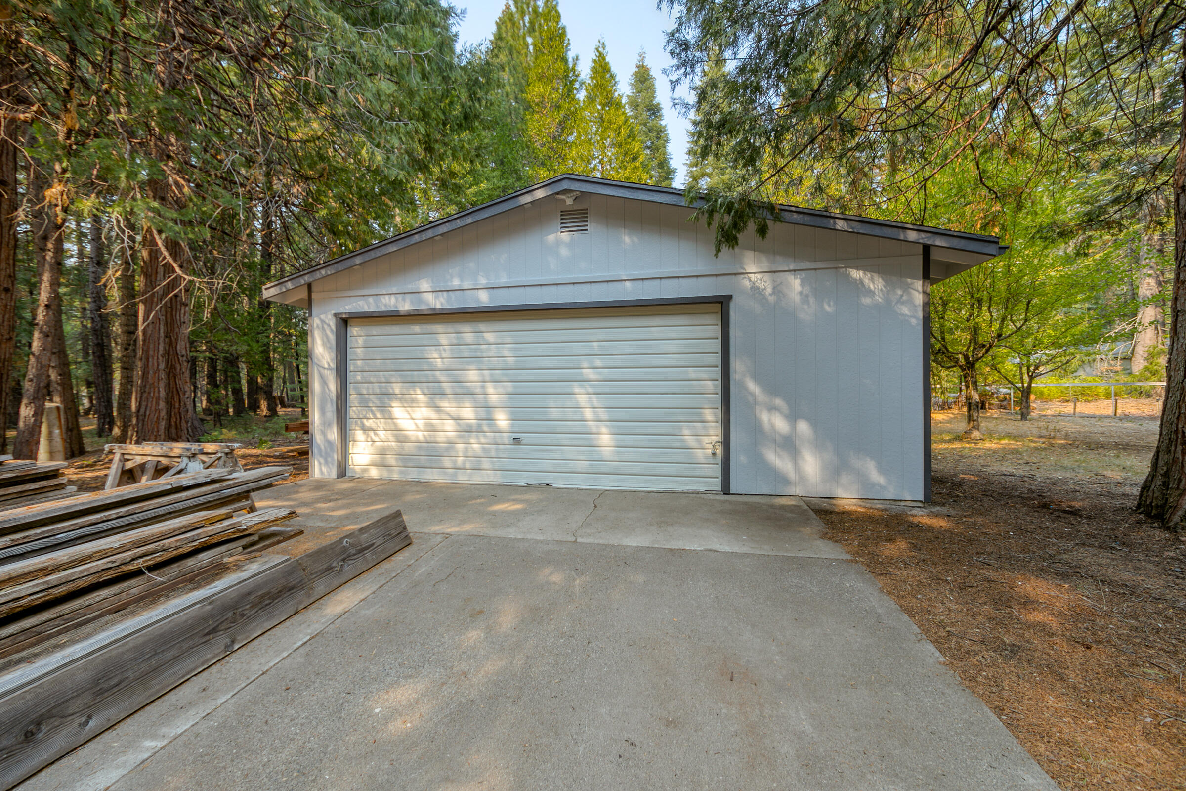 8133 Lake McCumber Road Shingletown, CA 96088 - Photo 4 of 56 Garage