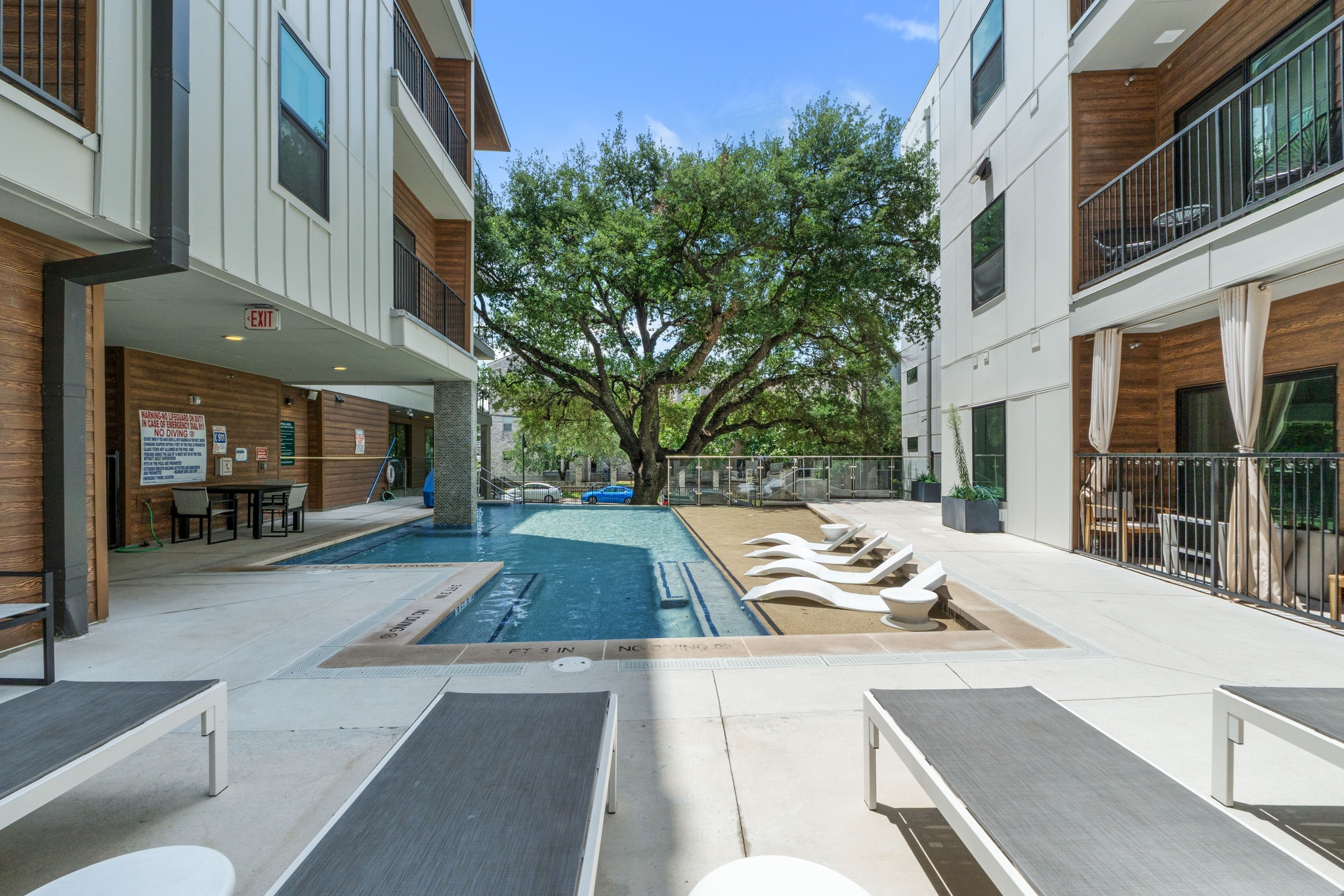 2500 Longview Street, Unit 103 Austin, TX 78705 - Photo 2 of 39