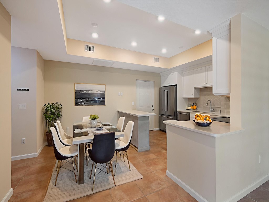 544 7th Square Southwest, Unit 101 Vero Beach, FL 32962 - Photo 1 of 34