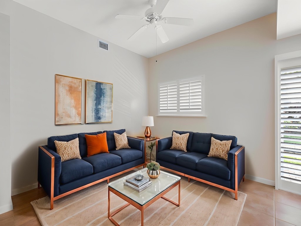 544 7th Square Southwest, Unit 101 Vero Beach, FL 32962 - Photo 11 of 34