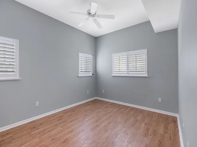 $235,000 | 544 7th Square Southwest, Unit 101, Vero Beach, FL 32962