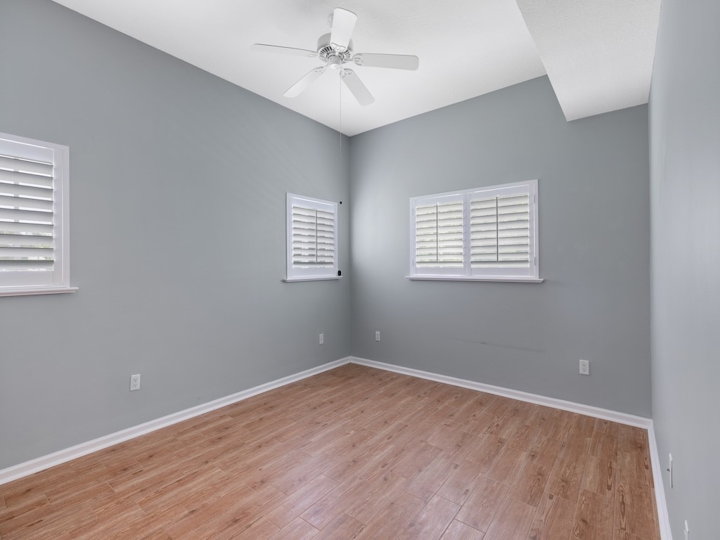 544 7th Square Southwest, Unit 101 Vero Beach, FL 32962 - Photo 22 of 34