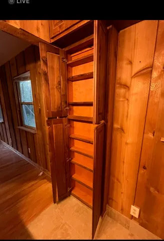 a view of walk in closet