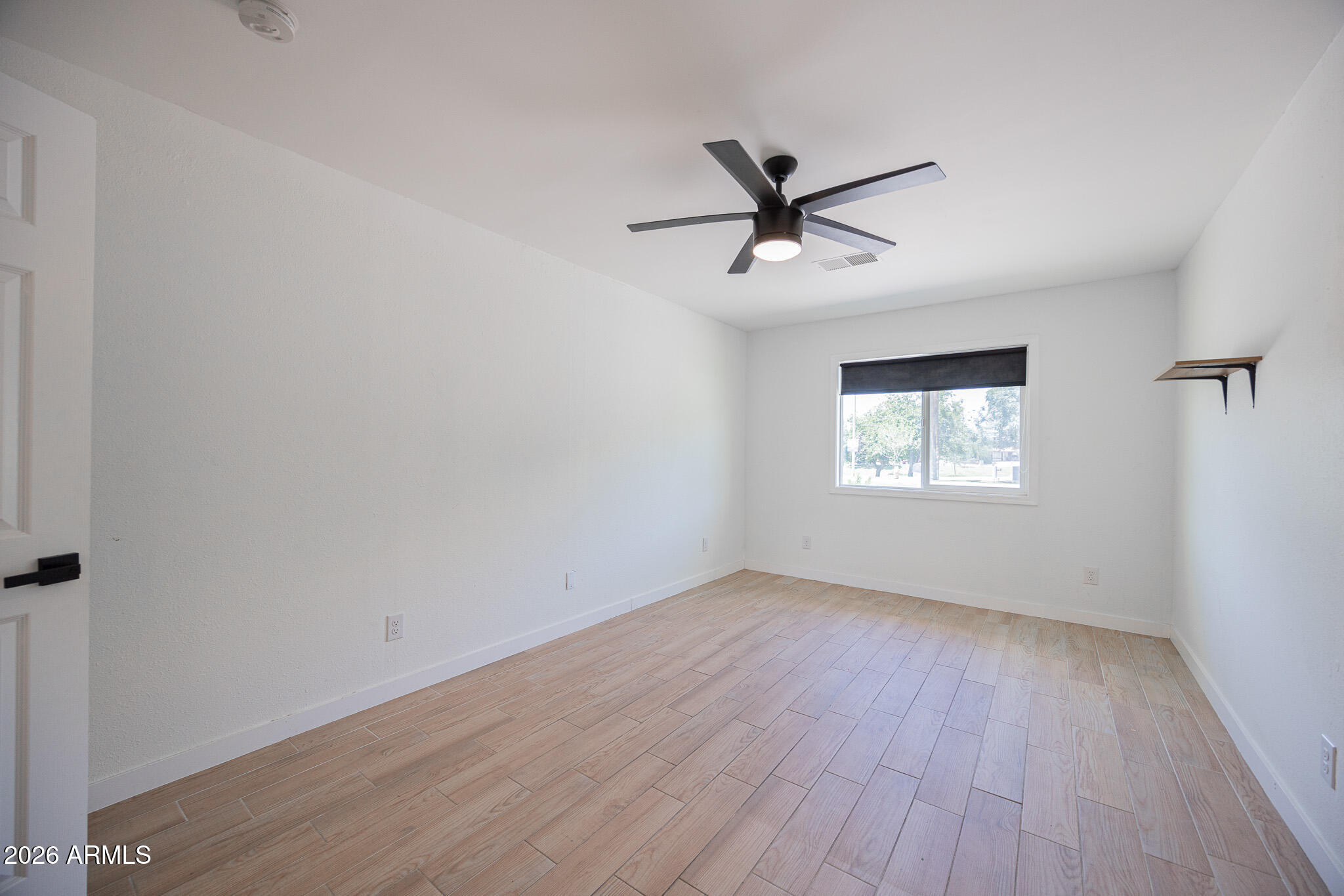 2519 West Vineyard Road Tempe, AZ 85282 - Photo 19 of 25 B33A6328