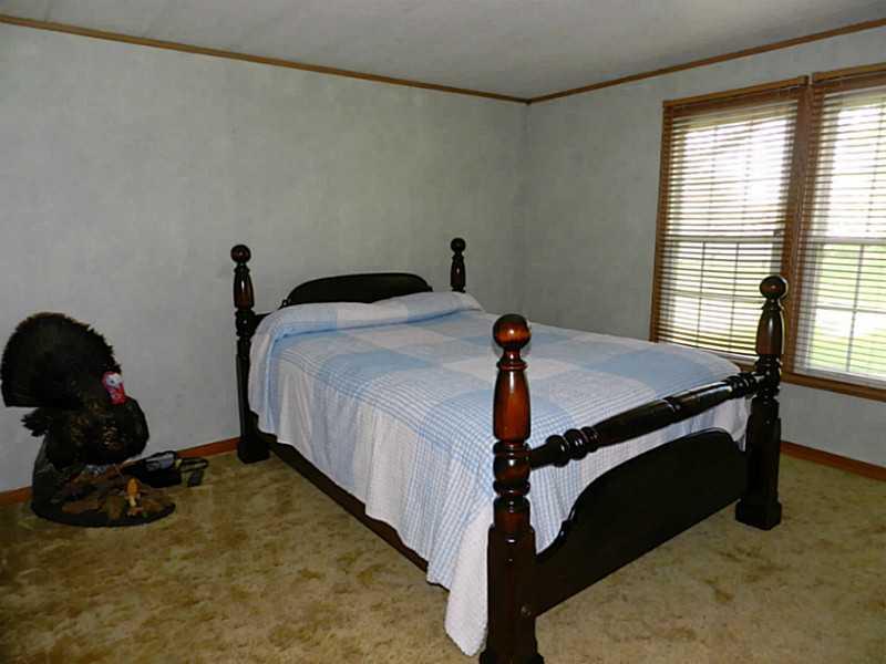 1207 Mt Jackson Road New Castle, PA 16102 - Photo 12 of 17 Bedroom.