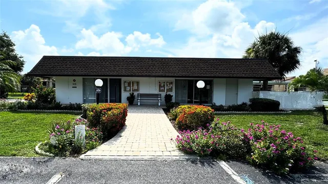 $162,500 | 3 Quails Run Boulevard, Unit 3101, Englewood, FL 34223