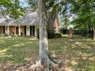 $2,600 | 1000 Rural Street, River Ridge, LA 70123