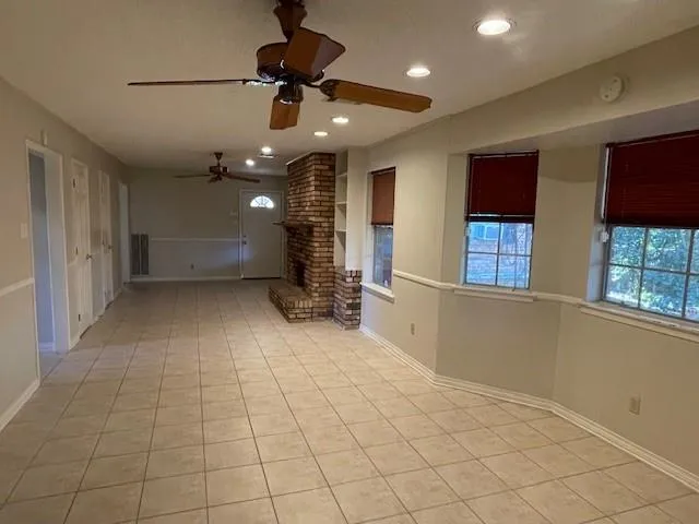 $2,900 | 1000 Rural Street, River Ridge, LA 70123