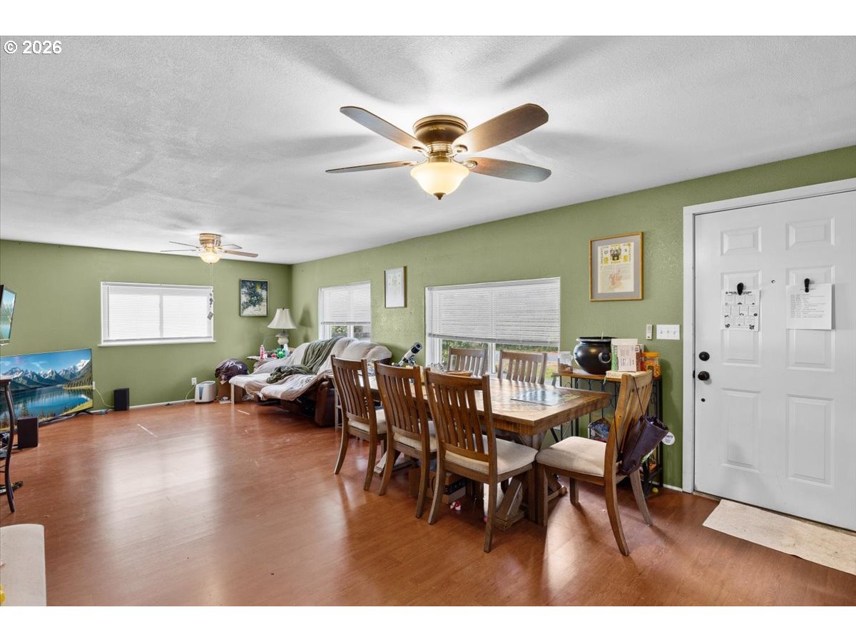 224 5th Street Dillard, OR 97496 - Photo 17 of 29
