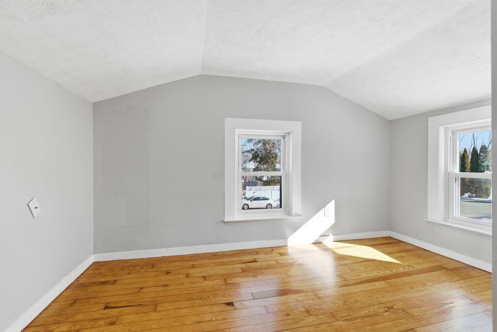 15 Union Street Saco, ME 04072 - Photo 18 of 24 19_DSC04096