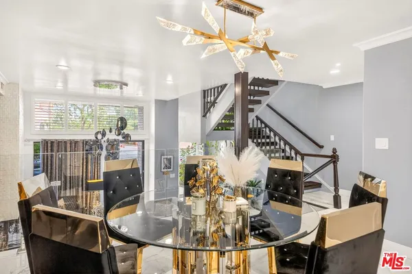$849,000 | 5305 White Oak Avenue, Unit F, Encino, CA 91316