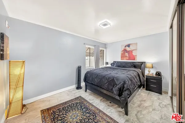 $849,000 | 5305 White Oak Avenue, Unit F, Encino, CA 91316
