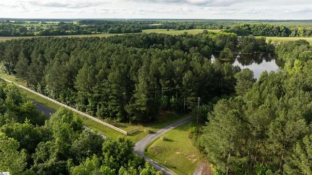 $250,000 | 38 Crowder Road, Kinards, SC 29355