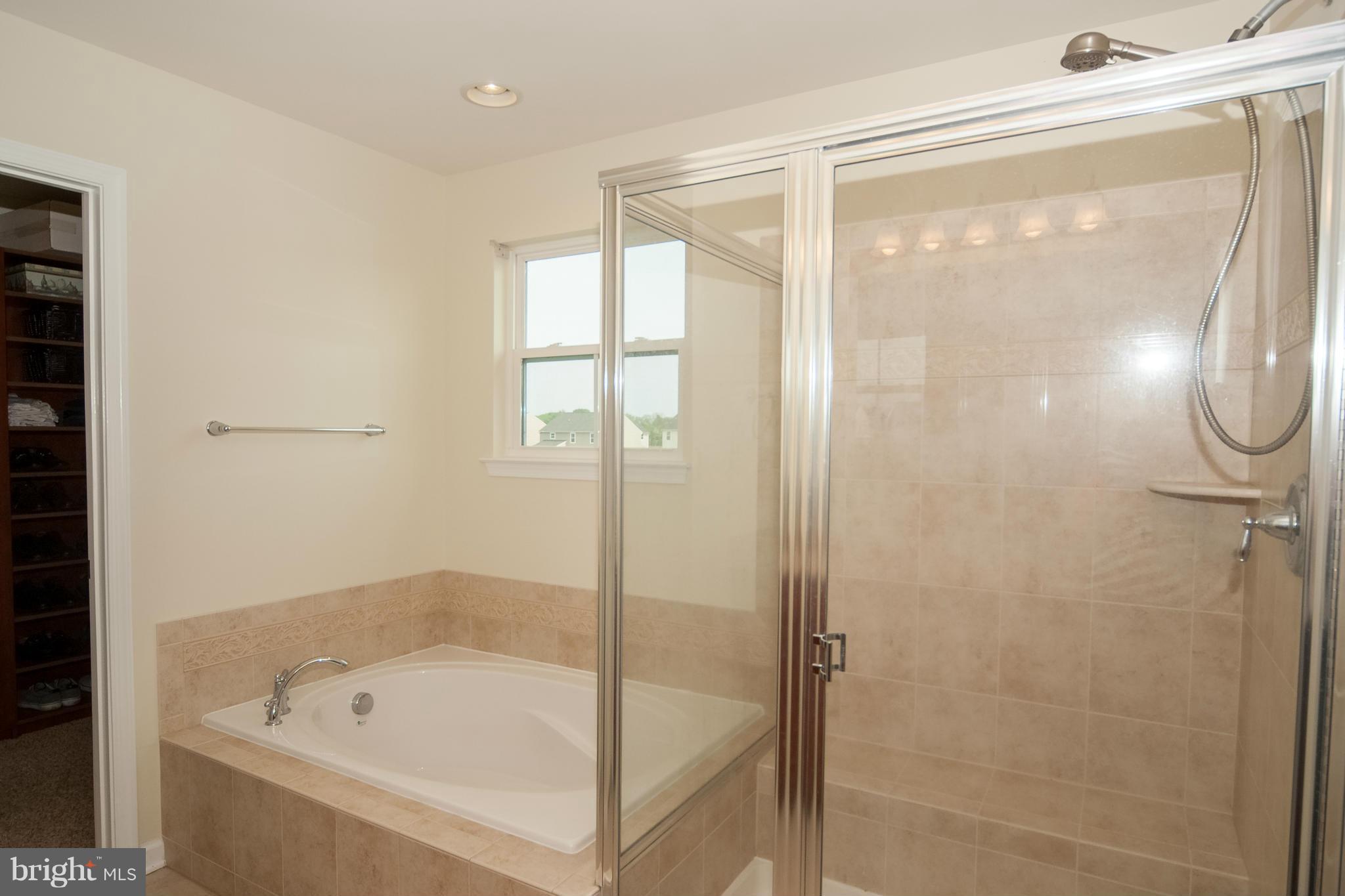 3326 Boathouse Road Warrenton, VA 20187 - Photo 17 of 30 Bath (Master)