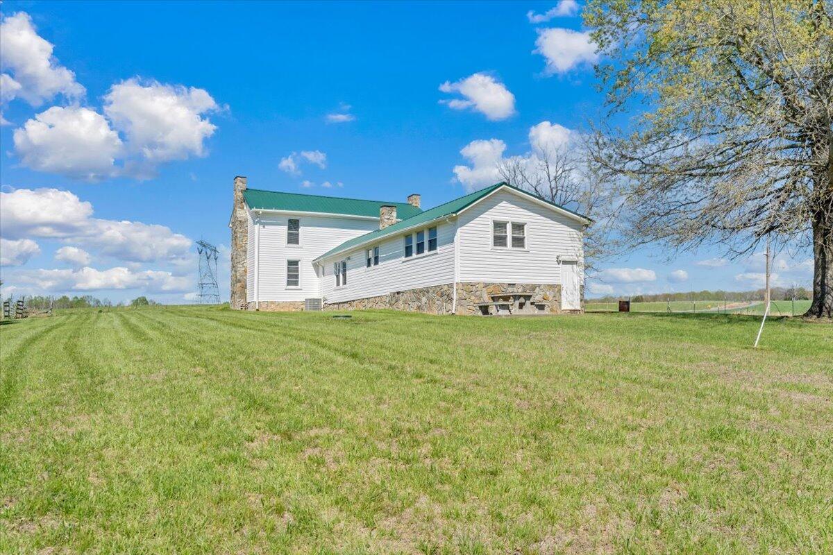 3861 Wheatland Road Bedford, VA 24523 - Photo 49 of 99 047-MIB00717