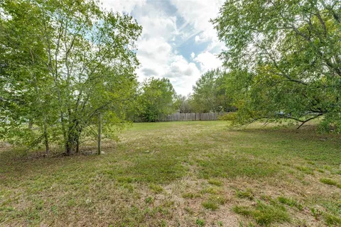 $180,000 | 906 Hamilton Street, McKinney, TX 75069