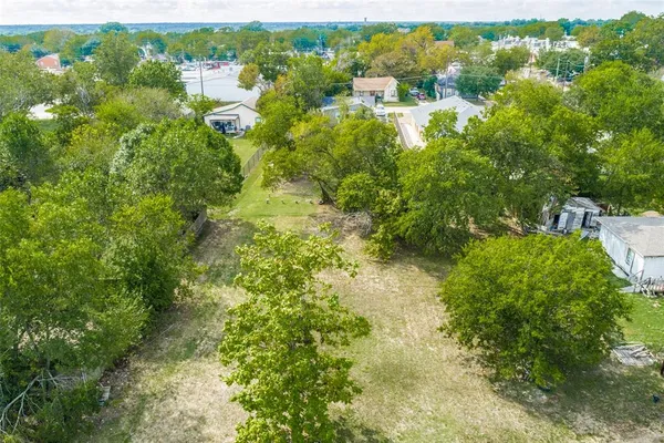 $180,000 | 906 Hamilton Street, McKinney, TX 75069