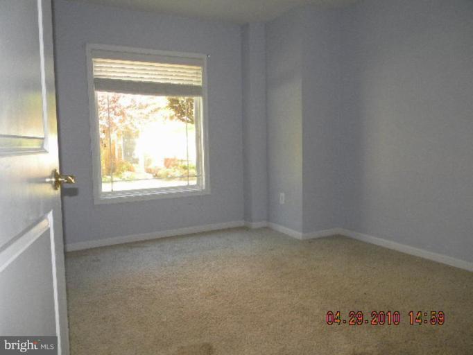 10217 Brighton Ridge Way, Unit 121 Columbia, MD 21044 - Photo 3 of 17 Den