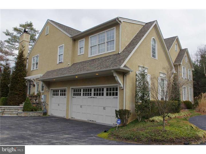 165 Matsonford Road Wayne, PA 19087 - Photo 3 of 25 Garage