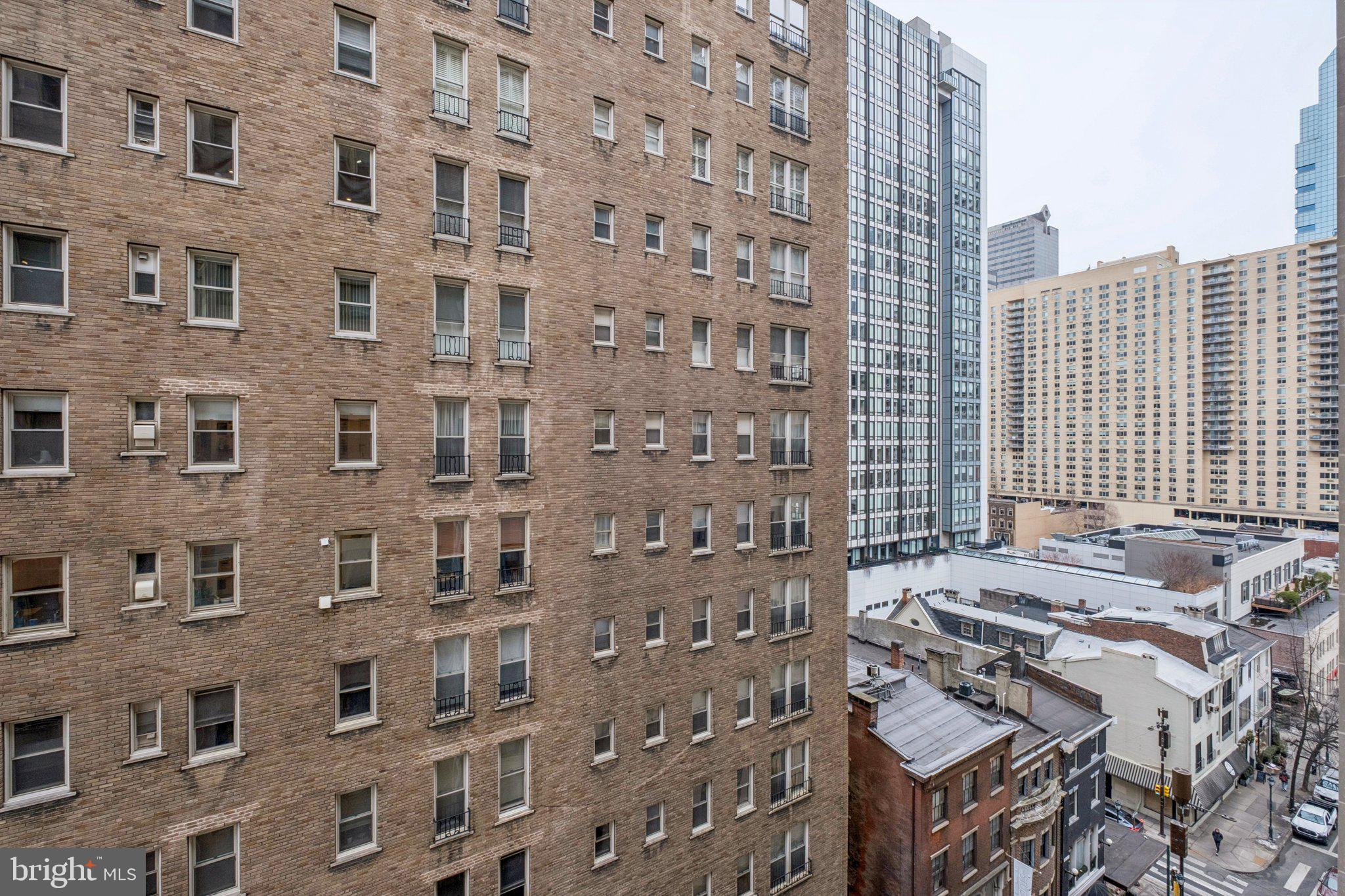 135 South 19th Street, Unit 908 Philadelphia, PA 19103 - Photo 11 of 18 a view of a city with tall buildings