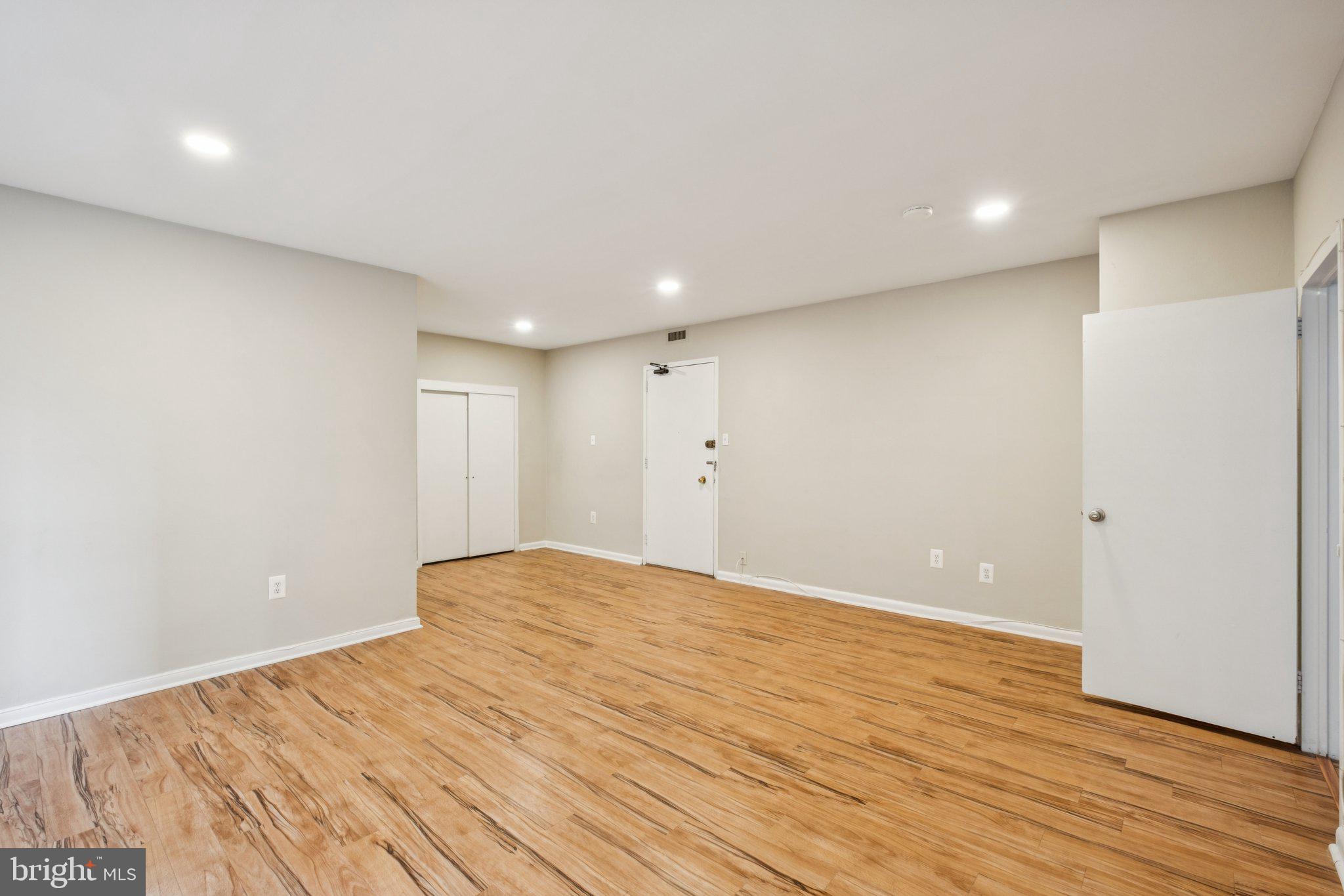 135 South 19th Street, Unit 908 Philadelphia, PA 19103 - Photo 3 of 18 a view of empty room