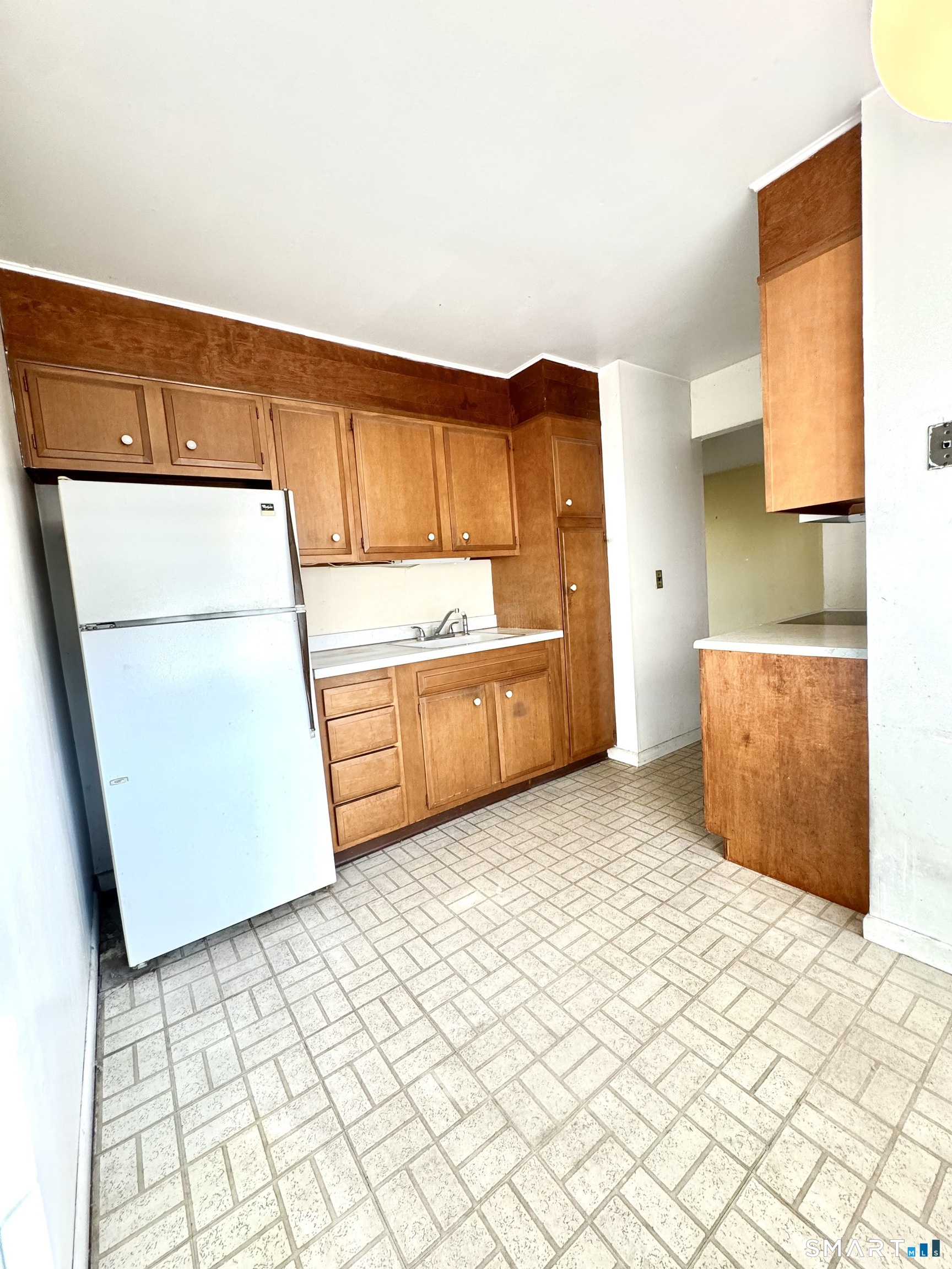 39 Woodway Road, Unit C5 Stamford, CT 06907 - Photo 20 of 55 Kitchen