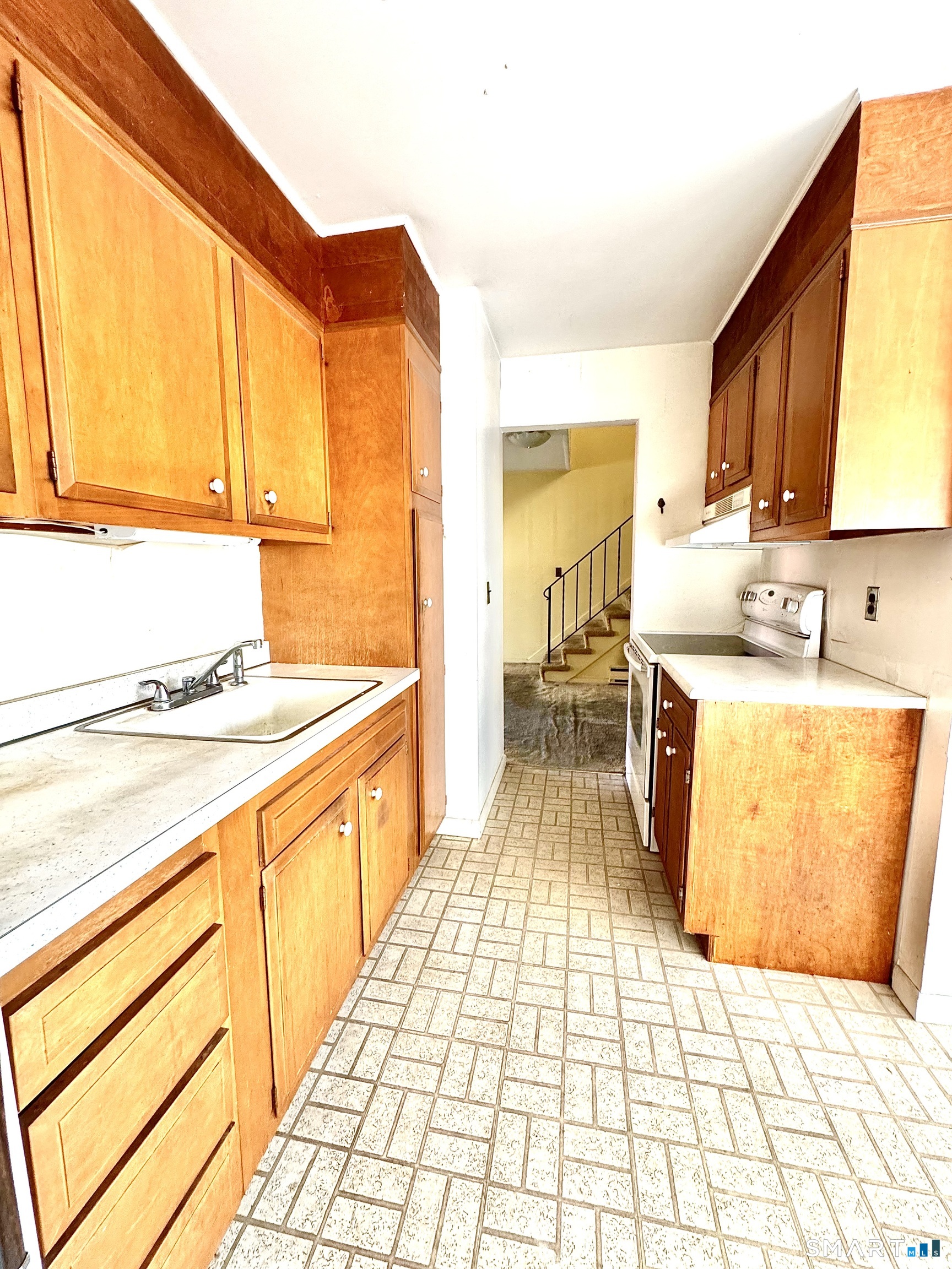 39 Woodway Road, Unit C5 Stamford, CT 06907 - Photo 24 of 55 Kitchen