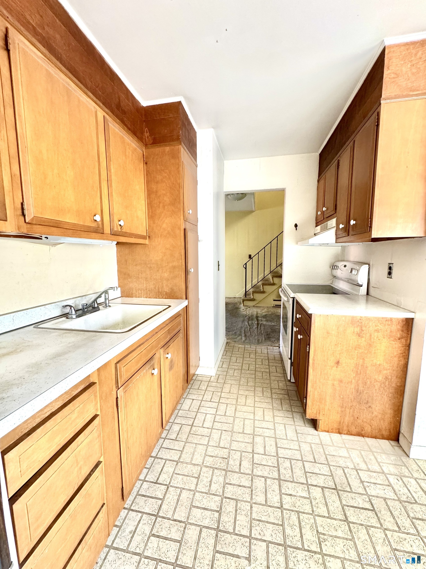 39 Woodway Road, Unit C5 Stamford, CT 06907 - Photo 27 of 55 Kitchen