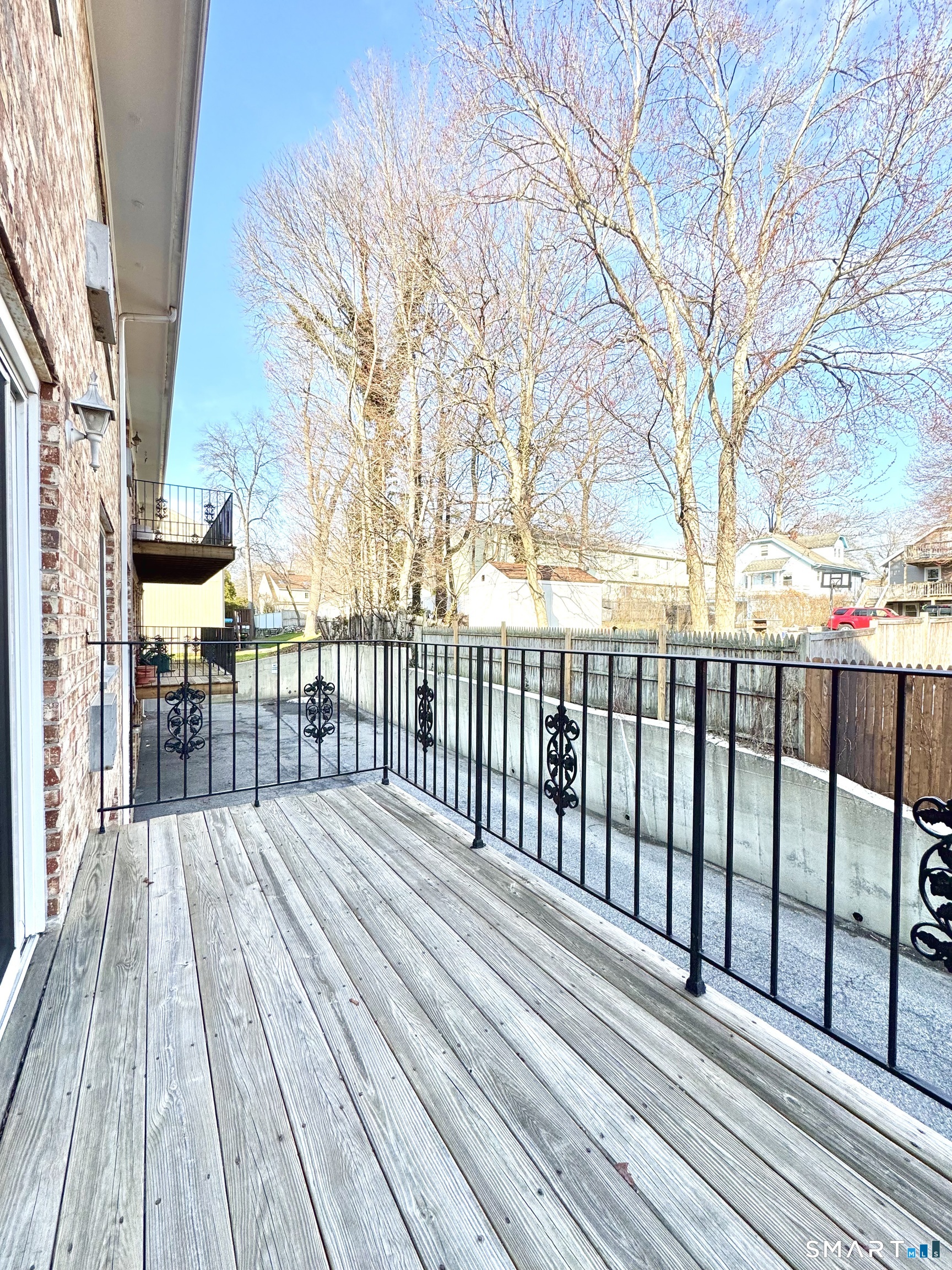 39 Woodway Road, Unit C5 Stamford, CT 06907 - Photo 29 of 55 Balcony