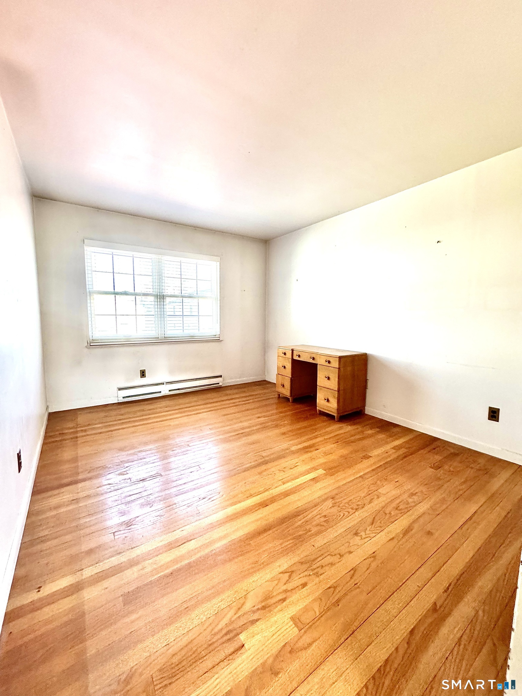 39 Woodway Road, Unit C5 Stamford, CT 06907 - Photo 43 of 55 2nd Bedroom