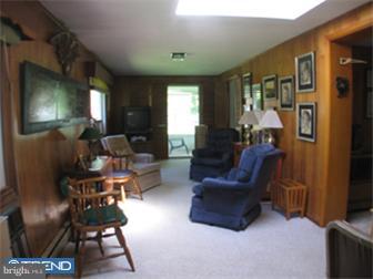212 Woodcrest Road Media, PA 19063 - Photo 5 of 10 Family Room