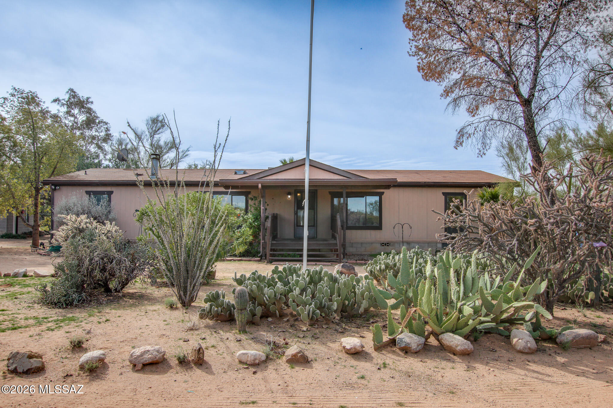 11961 West Orange Grove Road Tucson, AZ 85743 - Photo 2 of 50 Gallery Image 2