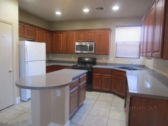 $1,895 | 9014 Rutherford Grove Street, Las Vegas, NV 89148